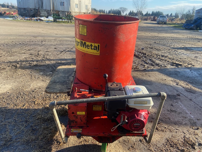 Hay/Forage/Livestock  Agrimetal Bale Chopper Photo